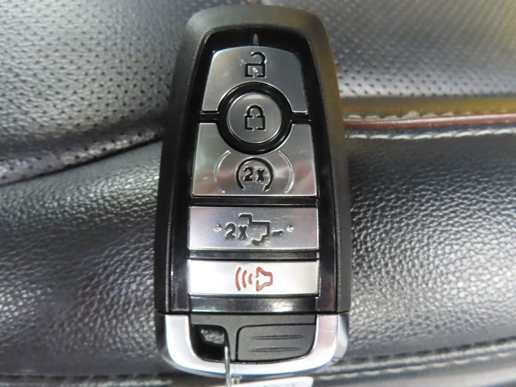 Used 2024 Ford F250 Lariat w/ Chrome Package AWD/4WD image 78