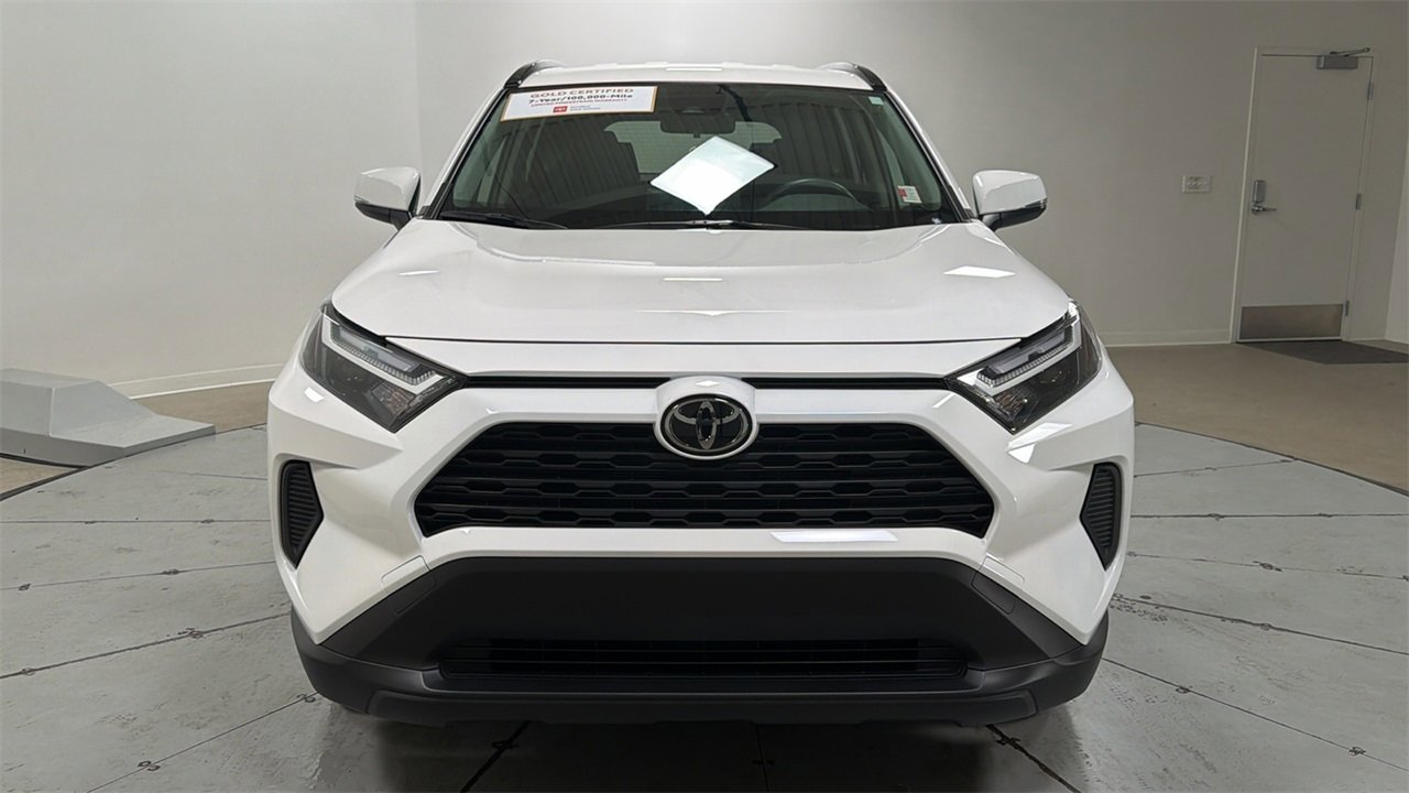 Certified 2025 Toyota RAV4 LE video 2