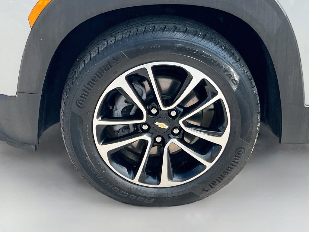 Used 2024 Chevrolet TrailBlazer LT w/ Driver Confidence Package FWD image 28