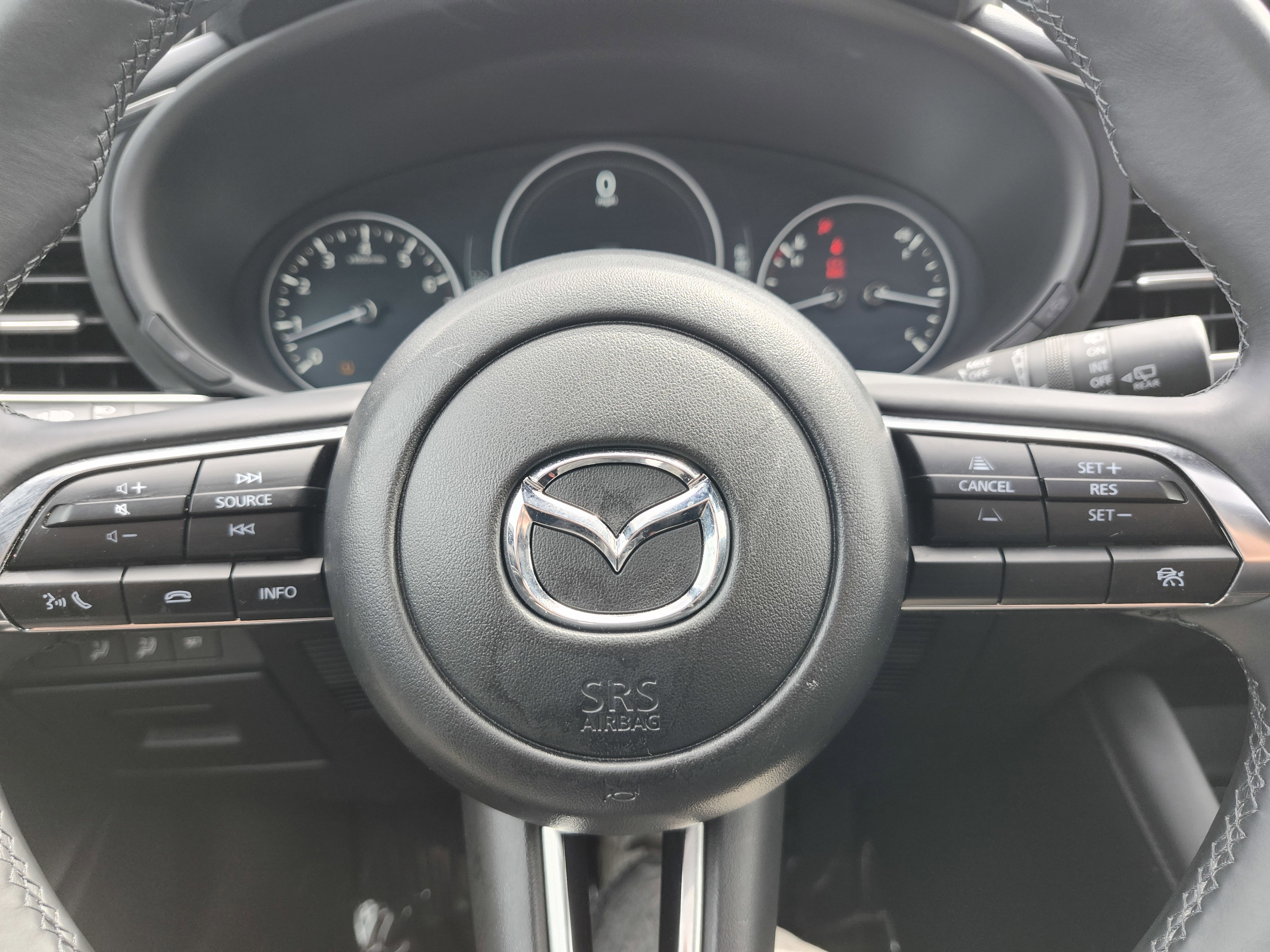 Used 2025 MAZDA MAZDA3 2.5 S Hatchback w/ Premium Pkg FWD image 28