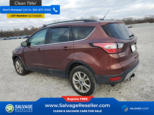 Used 2018 Ford Escape SE image 3