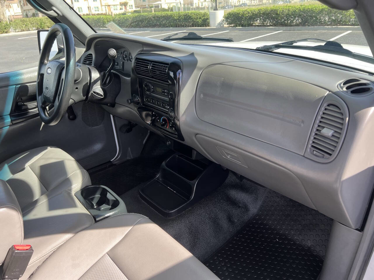 Used 2010 Ford Ranger XL image 12