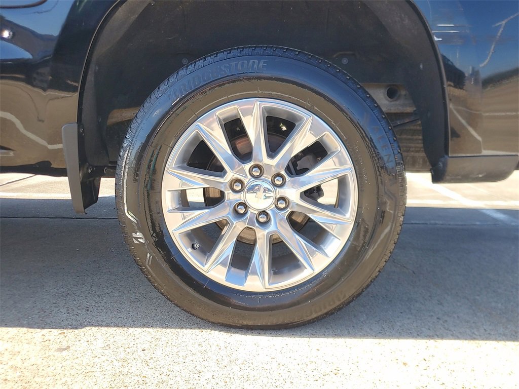 Used 2022 Chevrolet Silverado 1500 LTZ w/ Safety Package II image 8