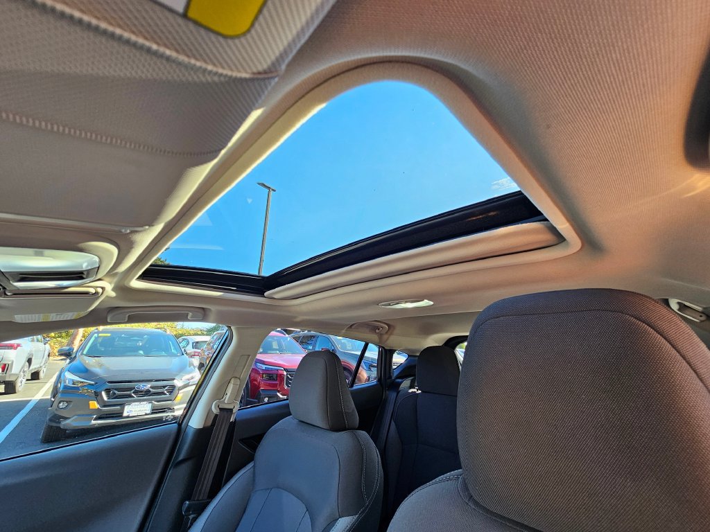 Certified 2025 Subaru Crosstrek 2.5i Premium AWD/4WD image 21
