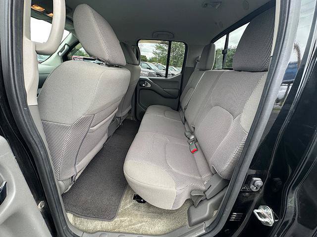 Used 2016 Nissan Frontier SV w/ SV Value Truck Package RWD image 14