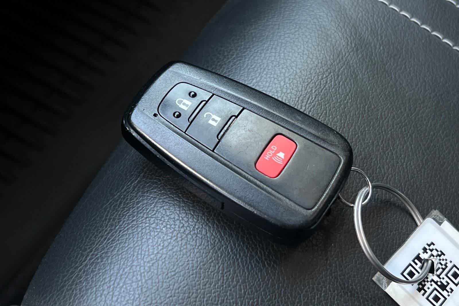 Used 2021 Toyota Corolla XSE FWD image 28
