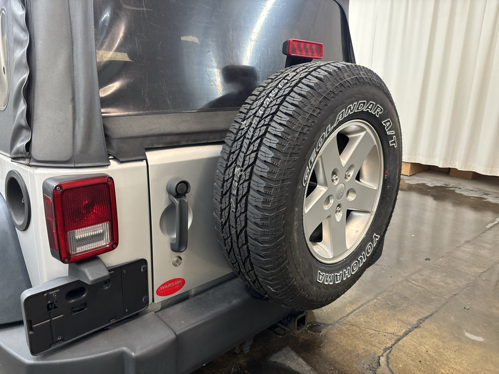 Used 2012 Jeep Wrangler Sport AWD/4WD image 7