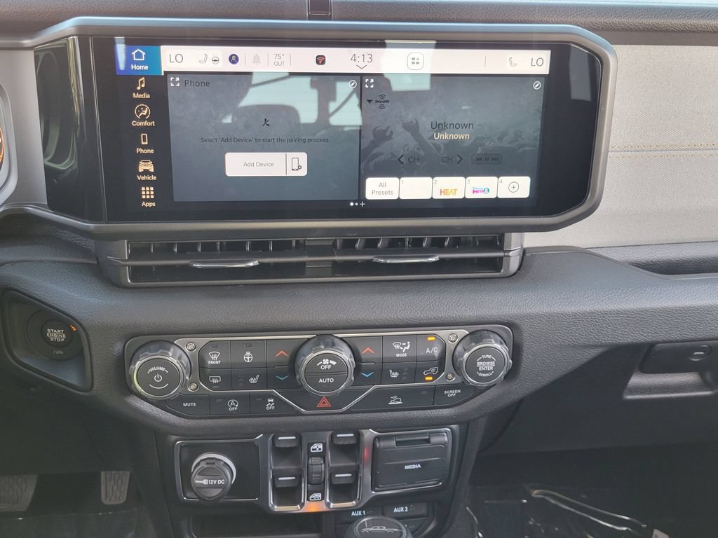 New 2026 Jeep Gladiator Sport AWD/4WD image 8