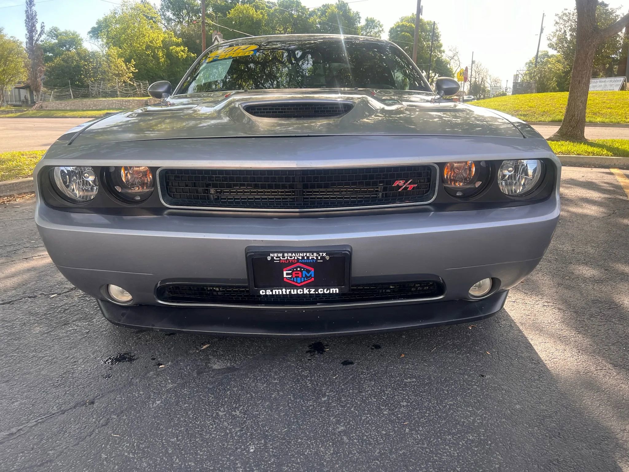 Used 2014 Dodge Challenger R/T image 2