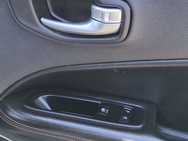 Used 2020 Jeep Compass Limited AWD/4WD image 35