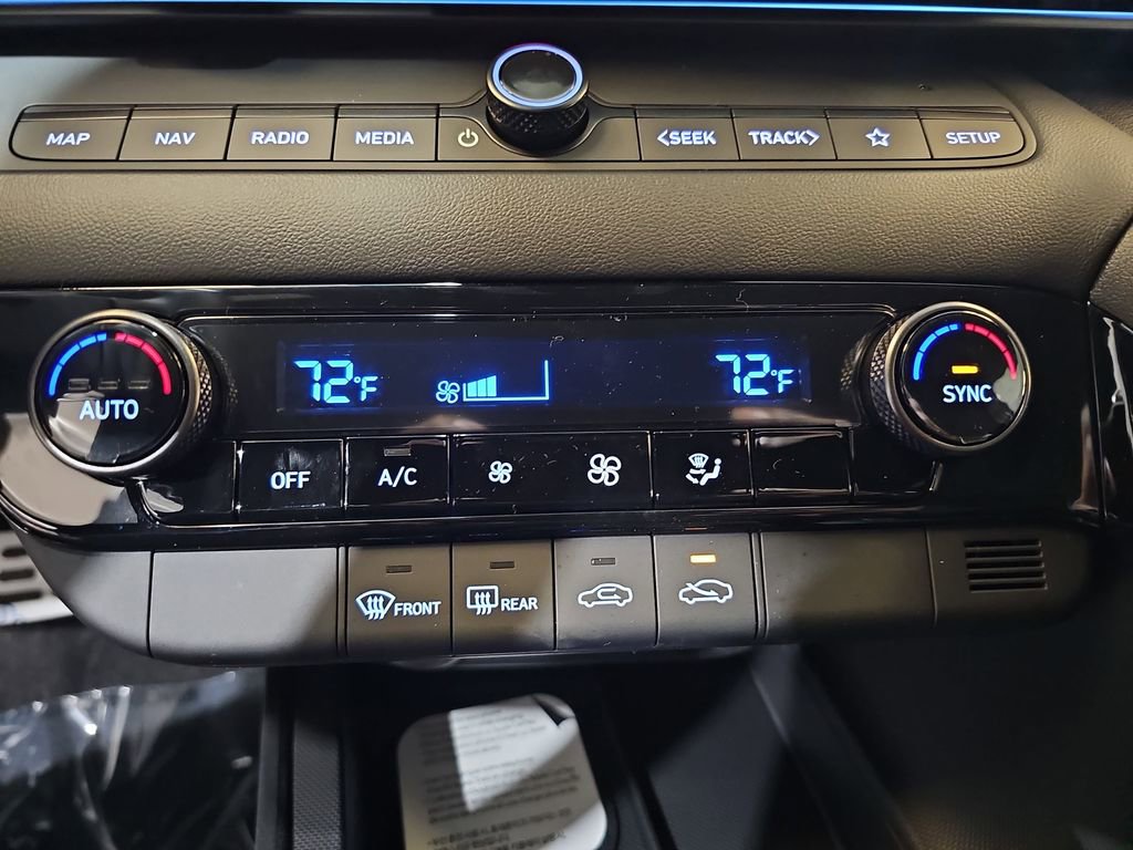 New 2026 Hyundai Elantra Sport image 22