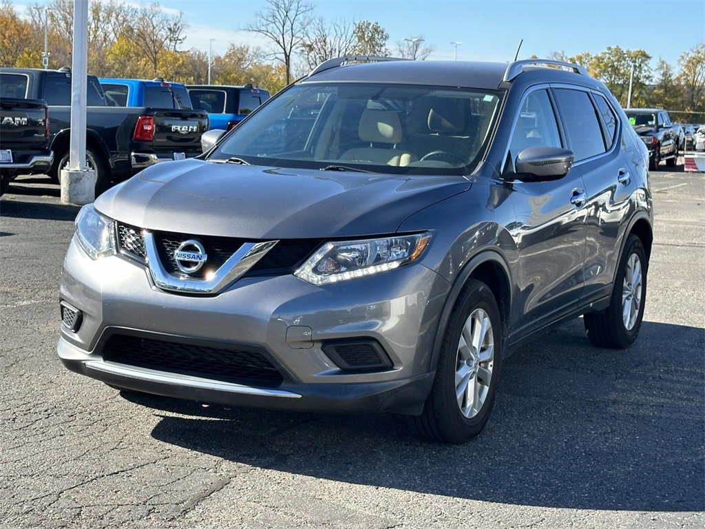 Used 2016 Nissan Rogue SV image 7