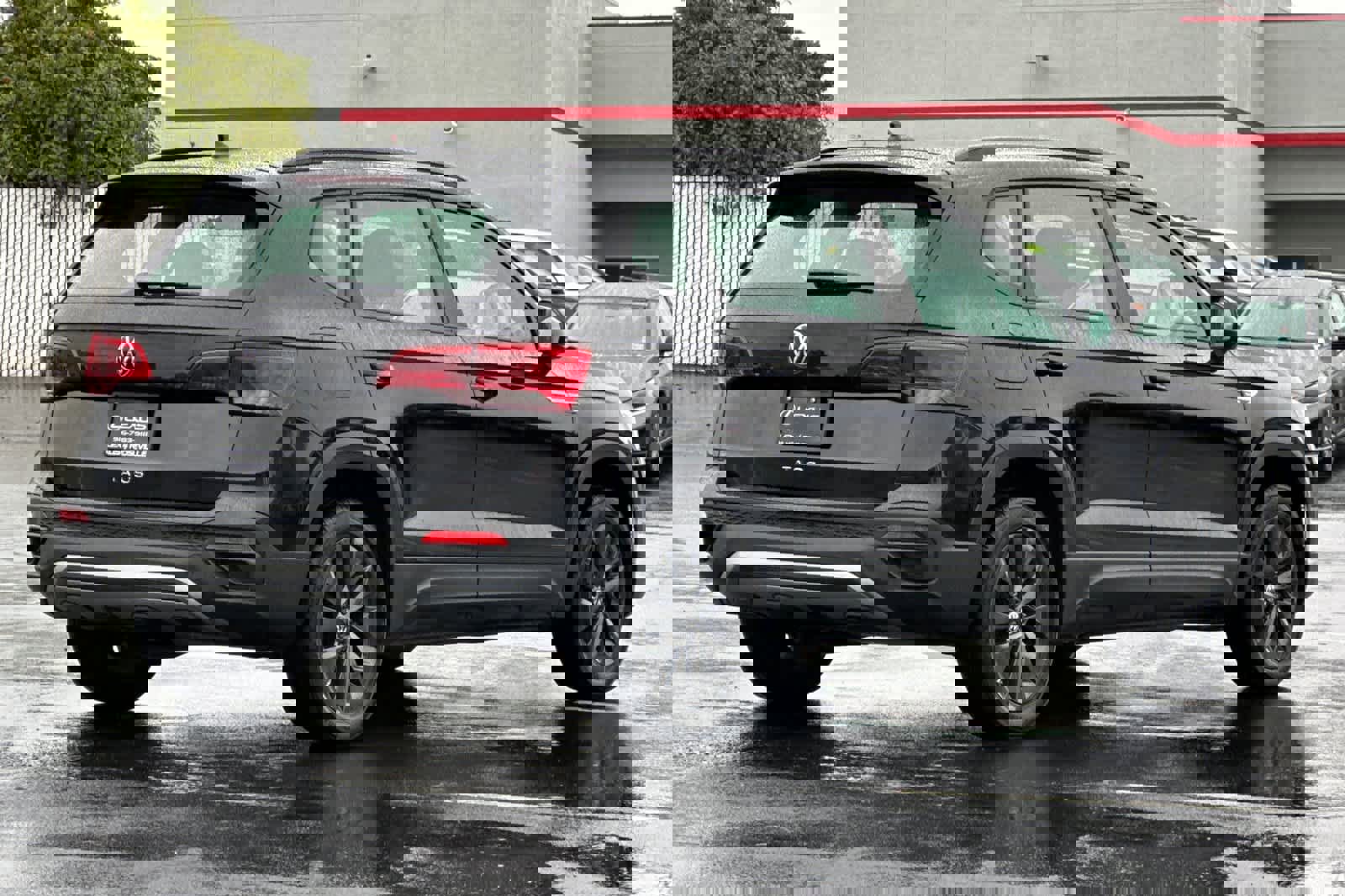 Used 2024 Volkswagen Taos S video 2