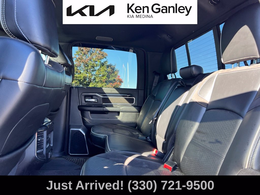 Used 2022 RAM 2500 Laramie w/ Night Edition AWD/4WD image 10