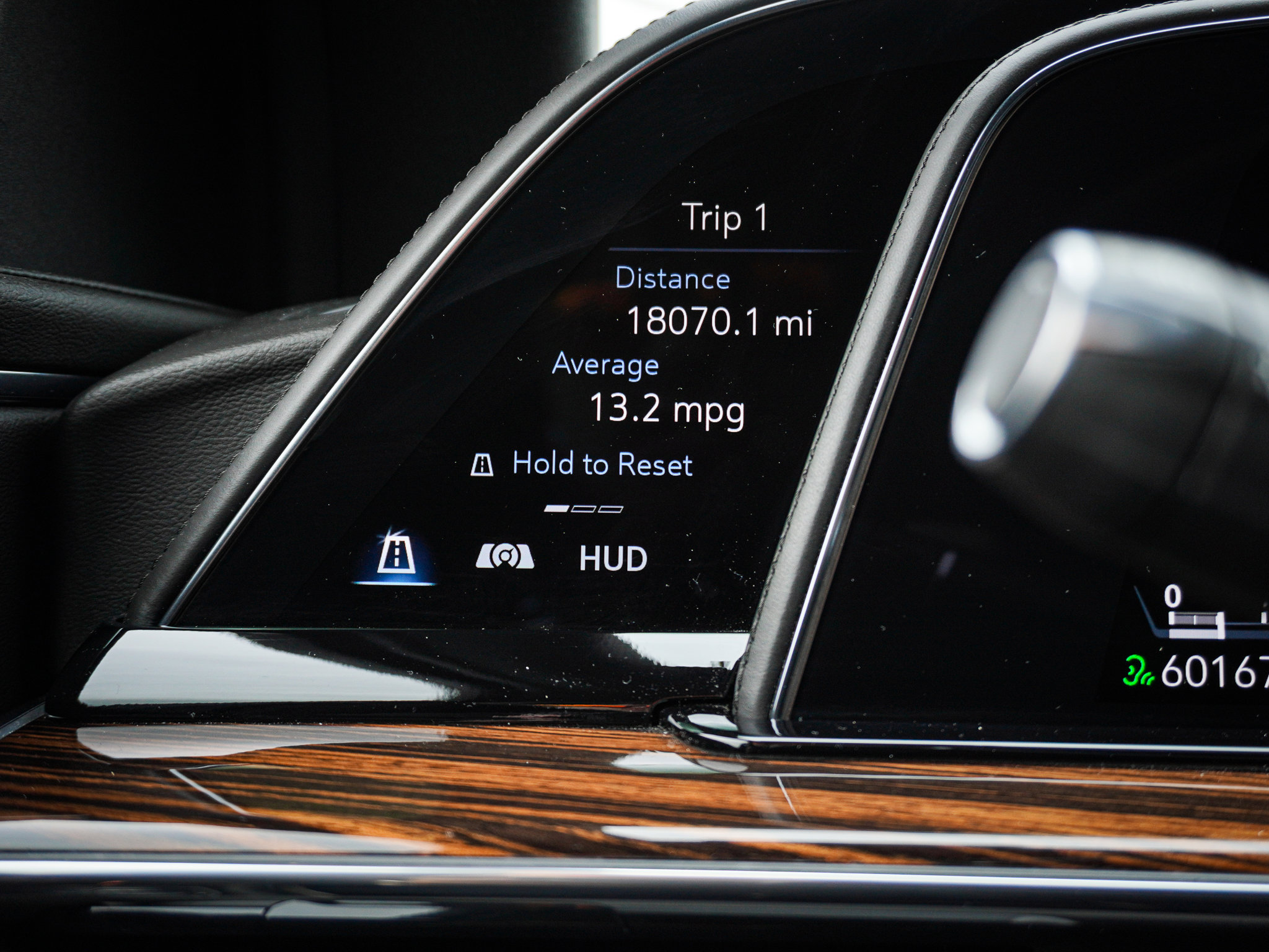 Used 2021 Cadillac Escalade Premium Luxury w/ Driver Assist Tech Package image 27