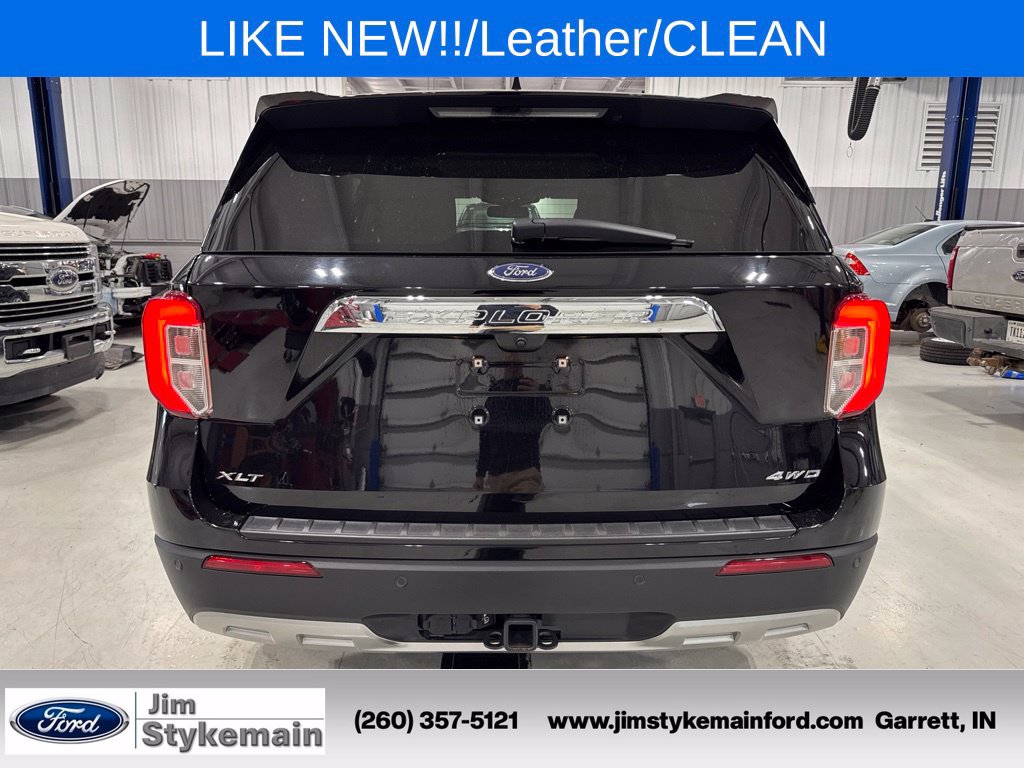 Used 2024 Ford Explorer XLT w/ Equipment Group 202A AWD/4WD image 3