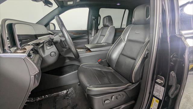 Used 2022 Cadillac Escalade ESV Premium Luxury AWD/4WD image 14