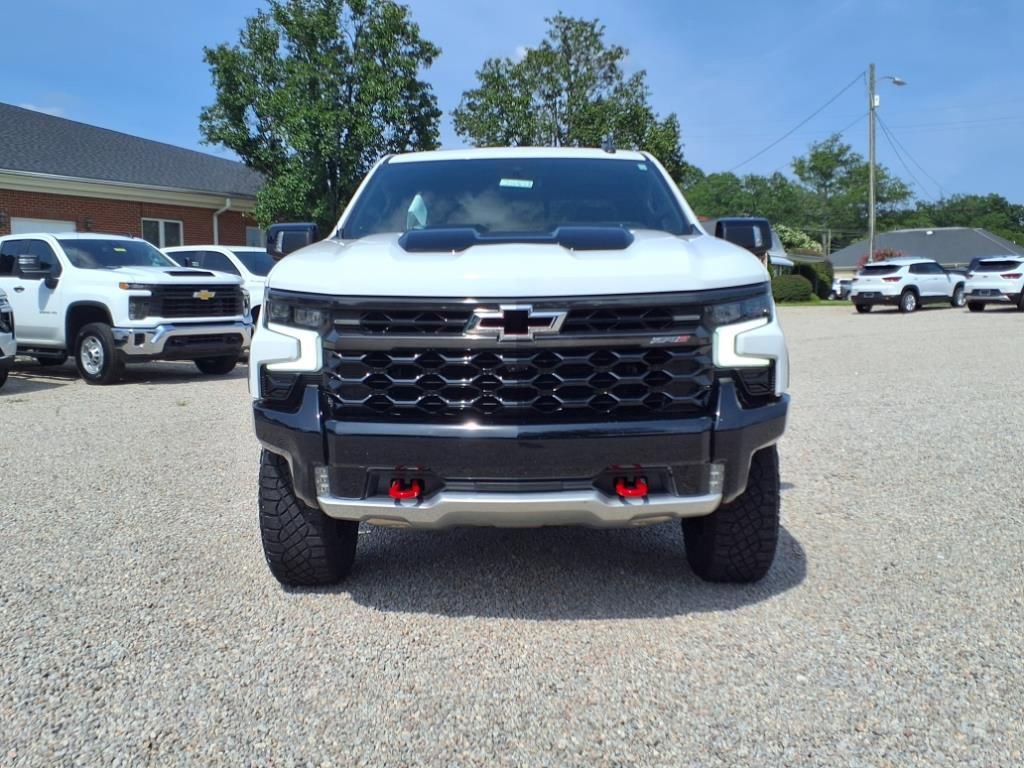 Used 2023 Chevrolet Silverado 1500 ZR2 w/ Technology Package image 2