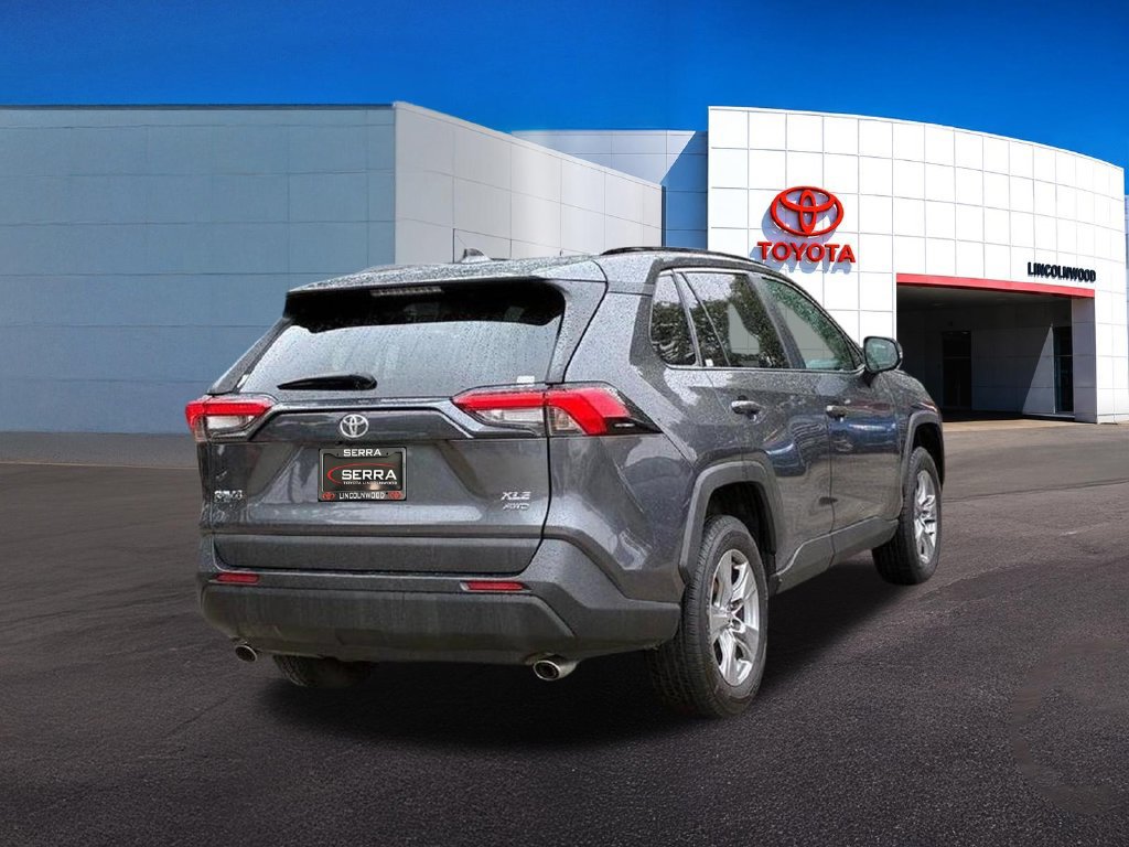 Used 2024 Toyota RAV4 XLE AWD/4WD image 12