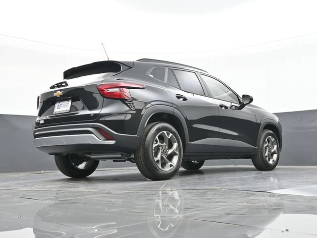 New 2026 Chevrolet Trax LT w/ Driver Confidence Package FWD image 41