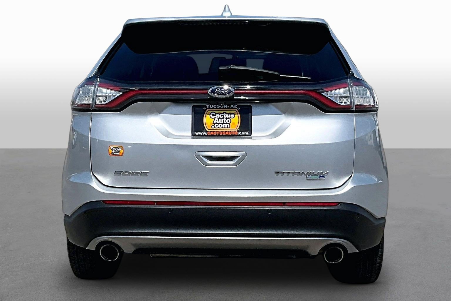 Used 2017 Ford Edge Titanium AWD/4WD image 4