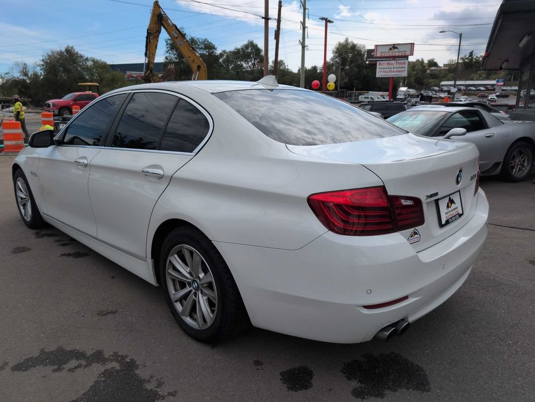 Used 2015 BMW 528i xDrive Sedan AWD/4WD image 5