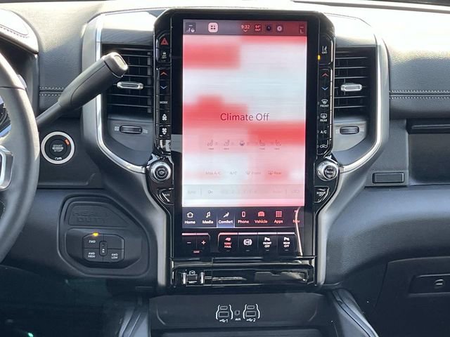 New 2026 RAM 2500 Laramie AWD/4WD image 15