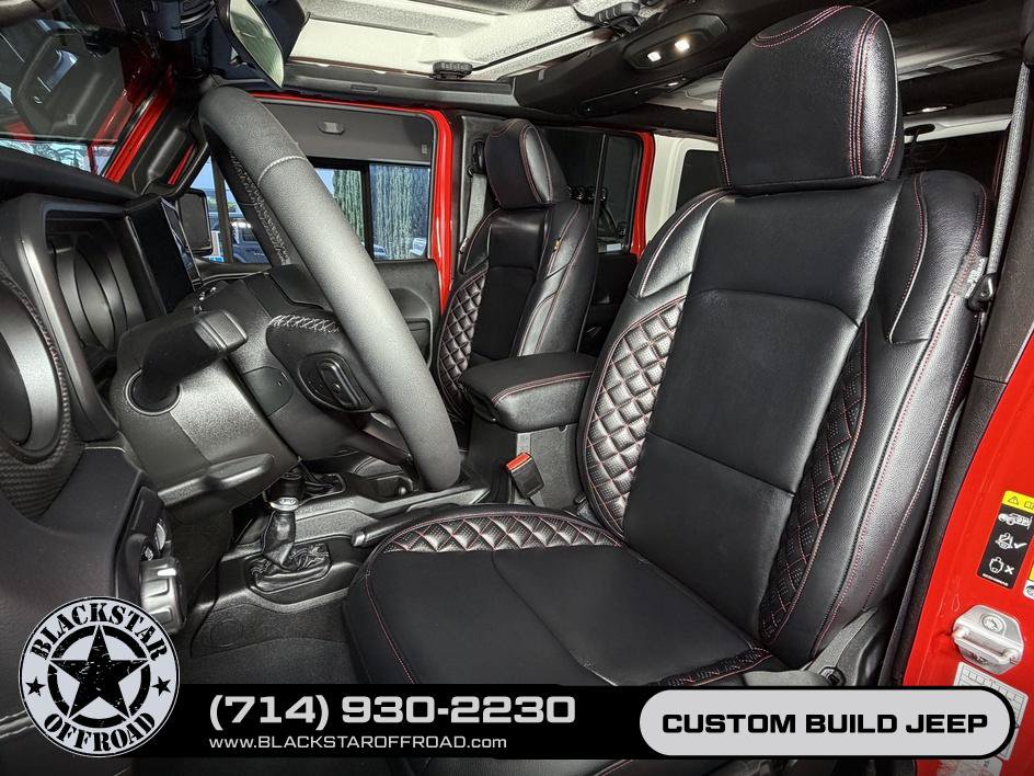 Used 2025 Jeep Wrangler Unlimited Rubicon AWD/4WD image 25
