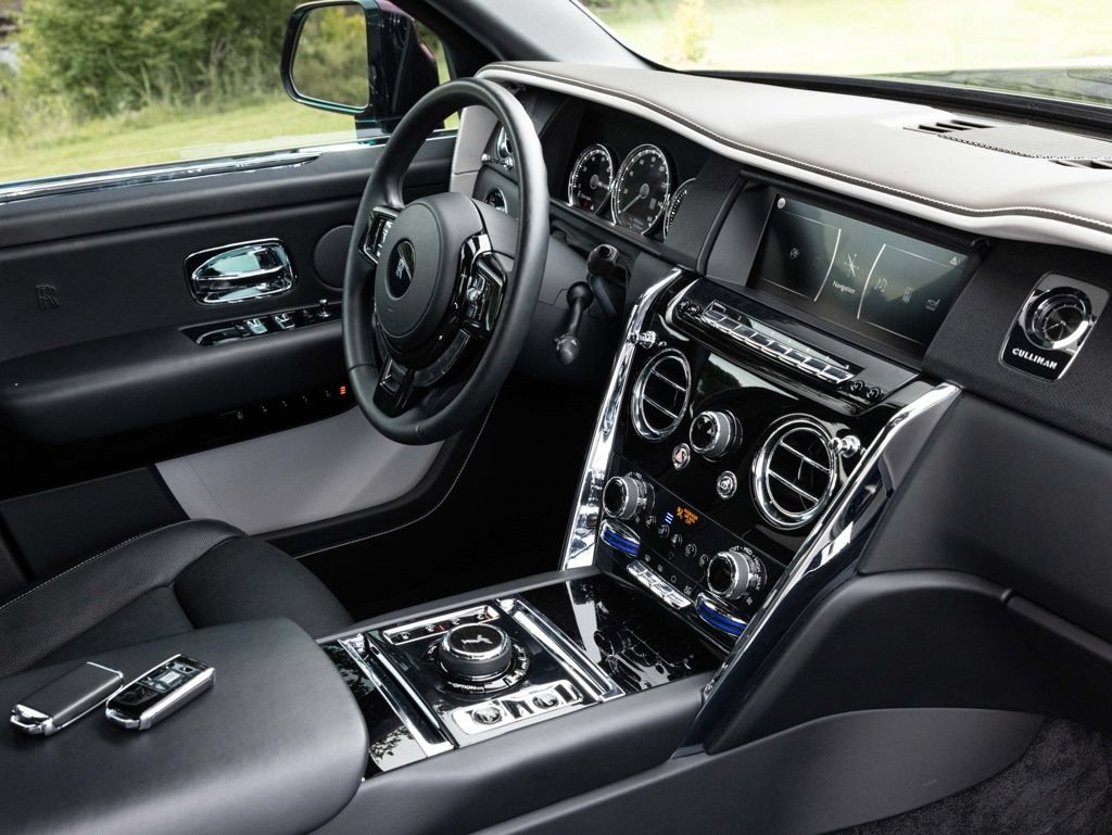 Certified 2021 Rolls-Royce Cullinan AWD/4WD image 73
