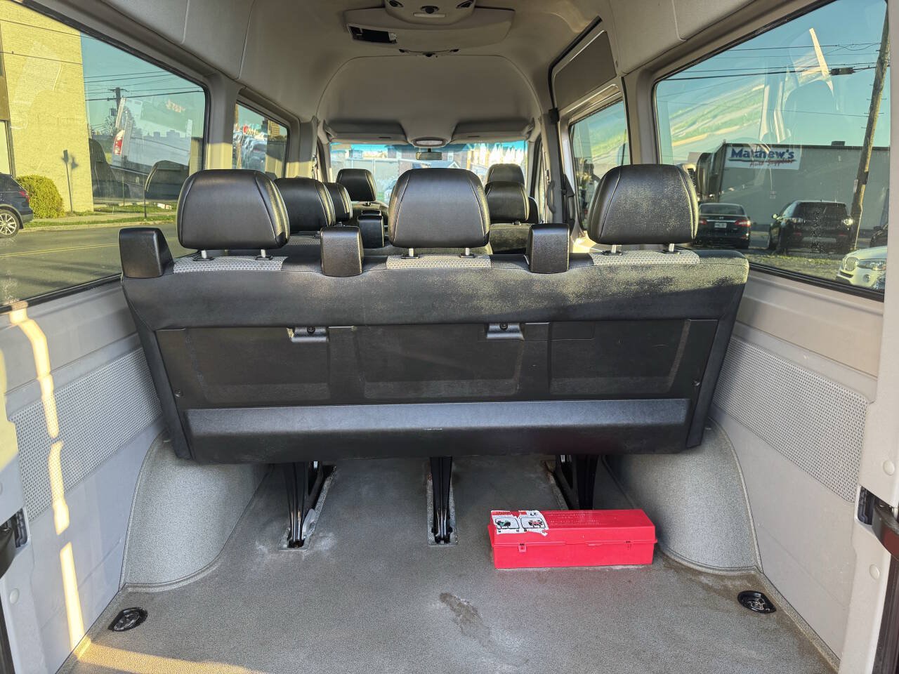 Used 2007 Dodge Sprinter 2500 w/ Cooling Group RWD image 21