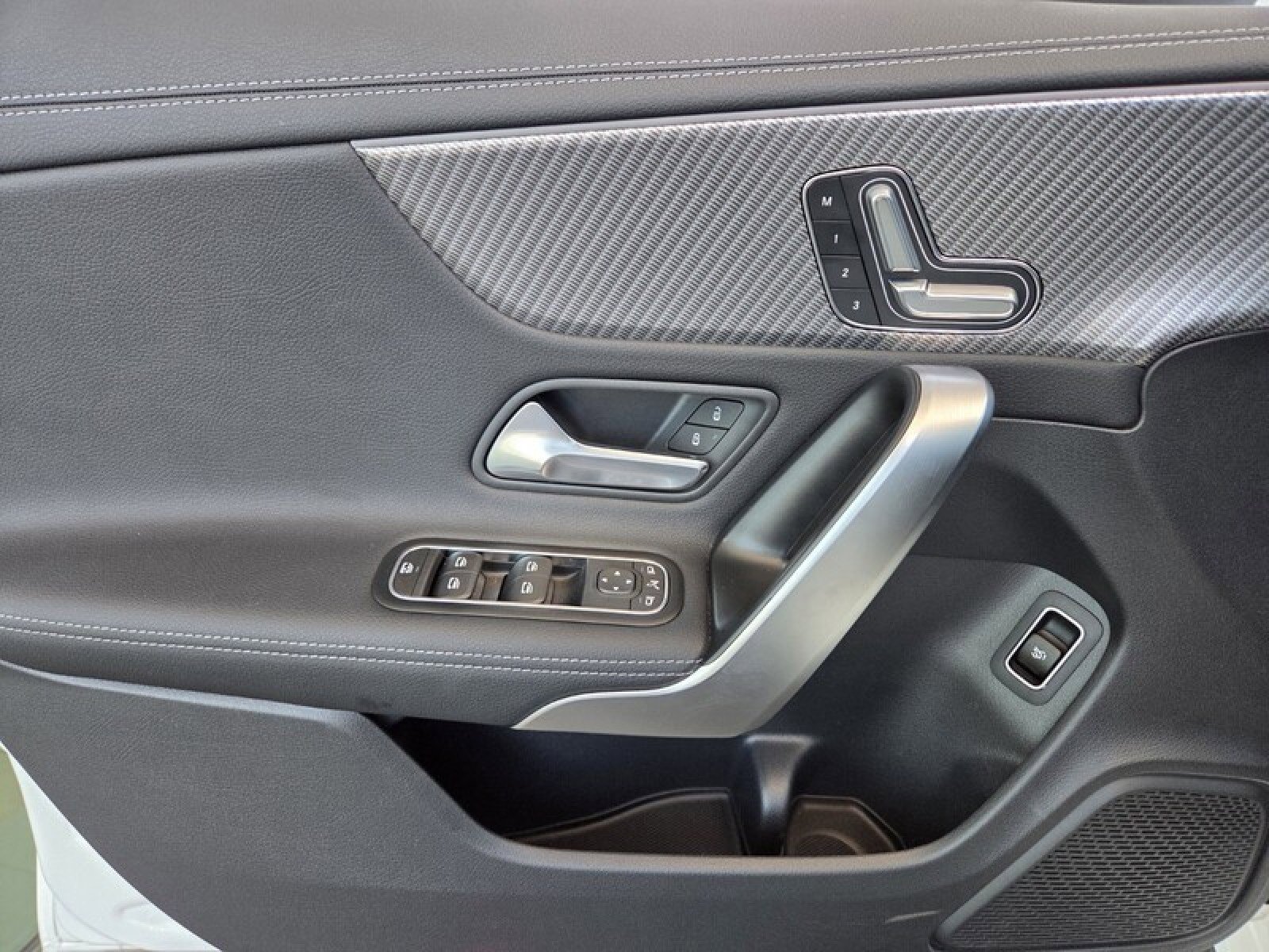 Certified 2026 Mercedes-Benz CLA 250 image 25