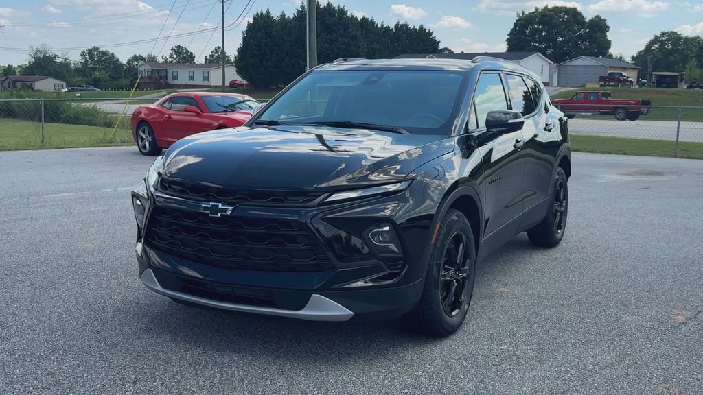 Certified 2024 Chevrolet Blazer LT w/ Midnight/Sport Edition FWD image 4
