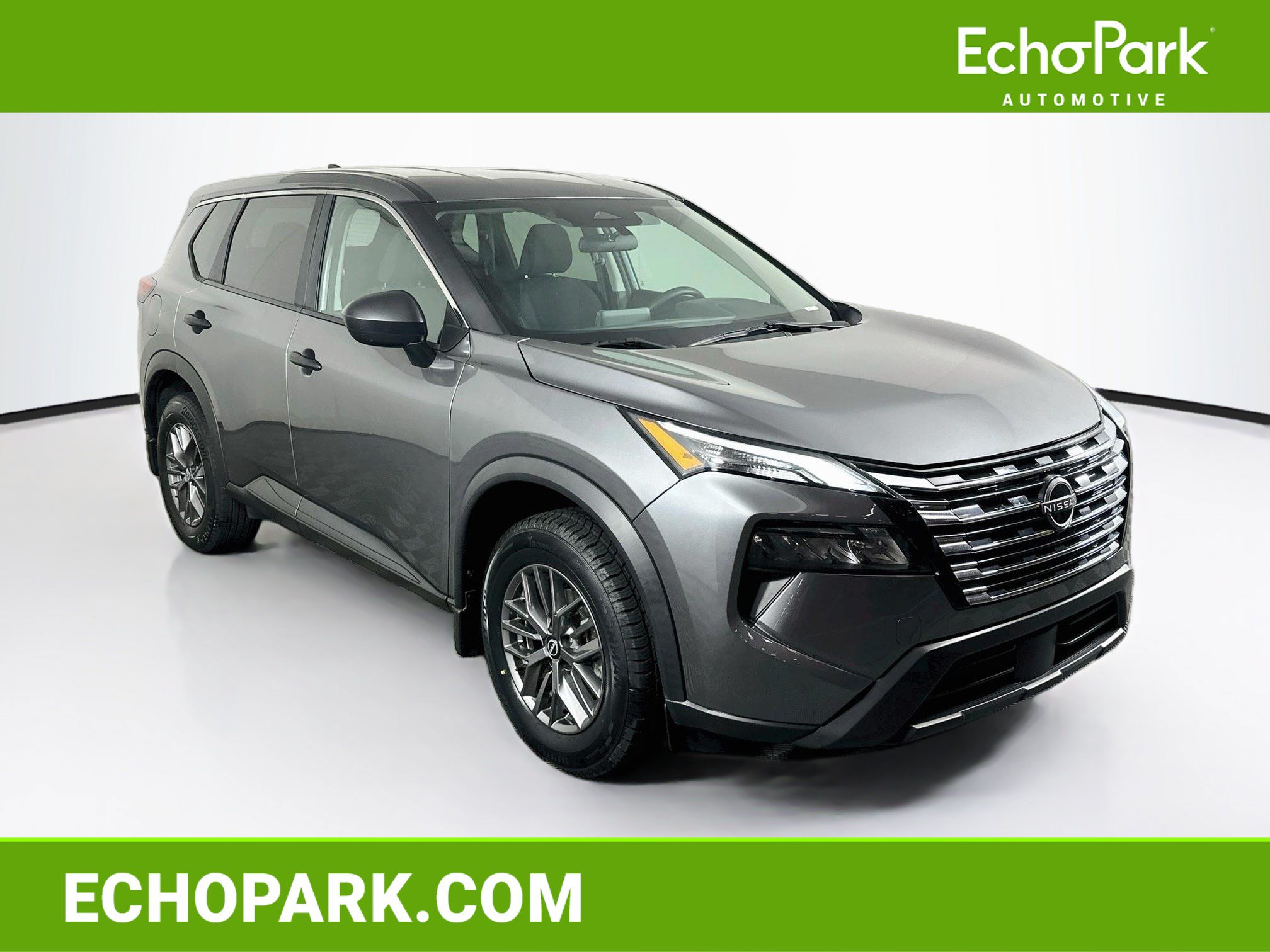 Used 2024 Nissan Rogue S FWD image 1