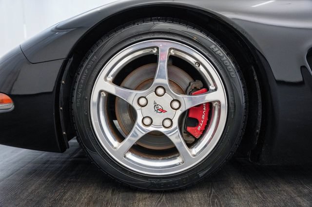 Used 2000 Chevrolet Corvette Convertible w/ Memory Pkg RWD image 37
