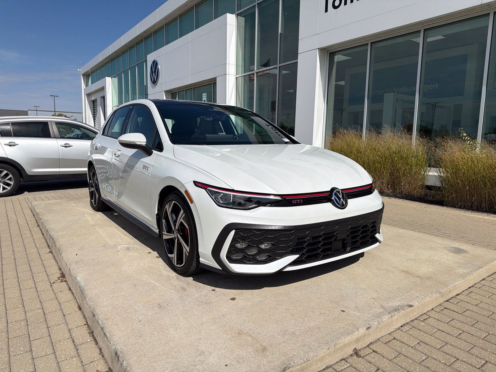 New 2026 Volkswagen GTI SE FWD image 3