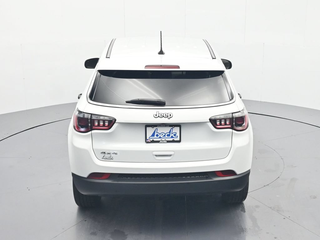 Used 2024 Jeep Compass Sport AWD/4WD image 32