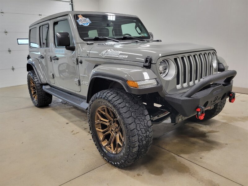 Used 2022 Jeep Wrangler Unlimited Sahara w/ LED Lighting Group AWD/4WD image 14