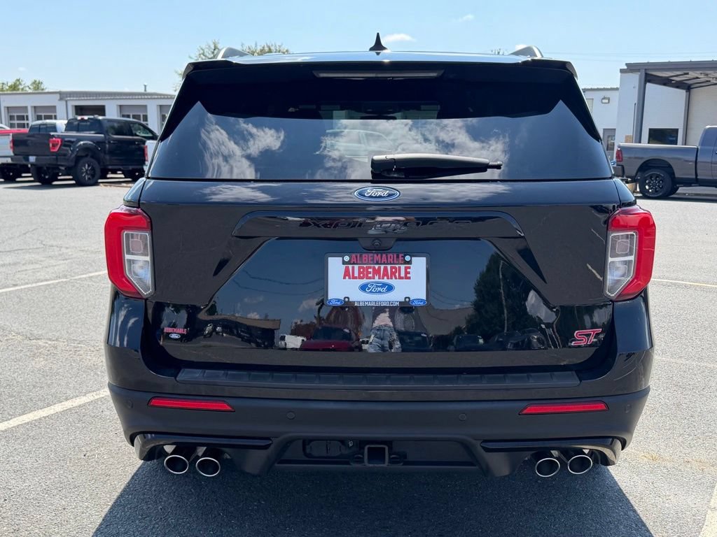Used 2024 Ford Explorer ST w/ Equipment Group 401A AWD/4WD image 4