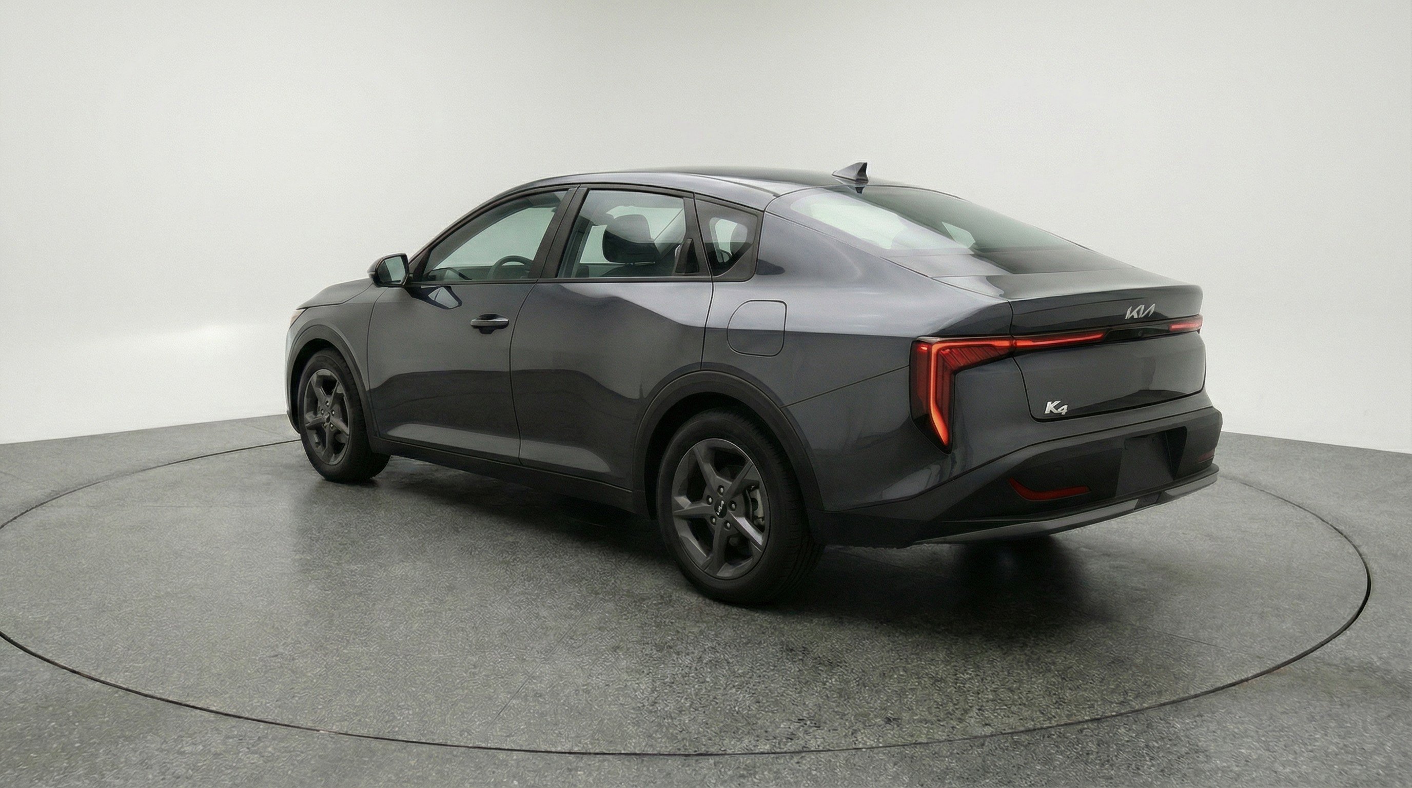 Used 2025 Kia K4 LXS image 6