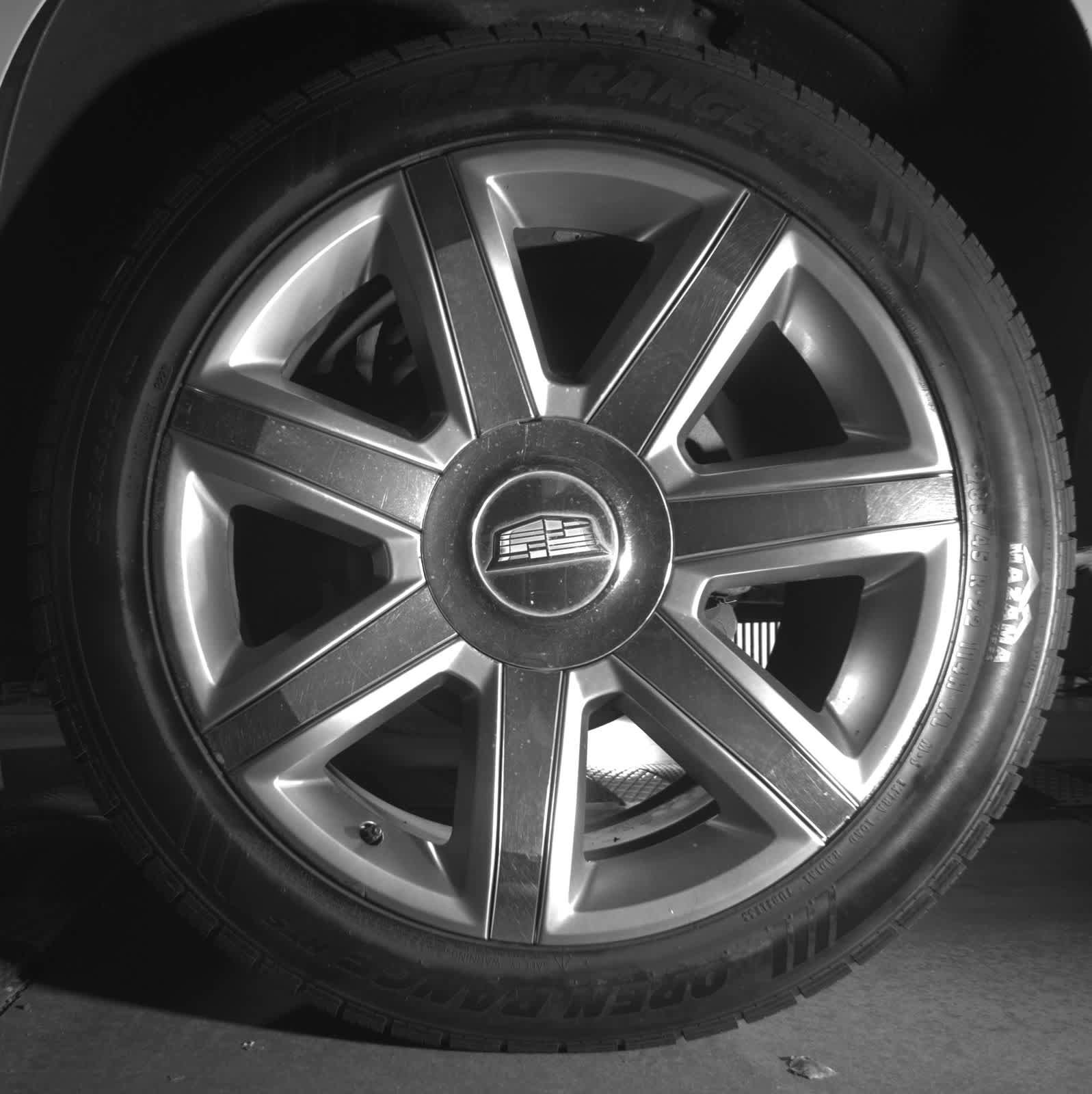 Used 2017 Cadillac Escalade Premium Luxury AWD/4WD image 9