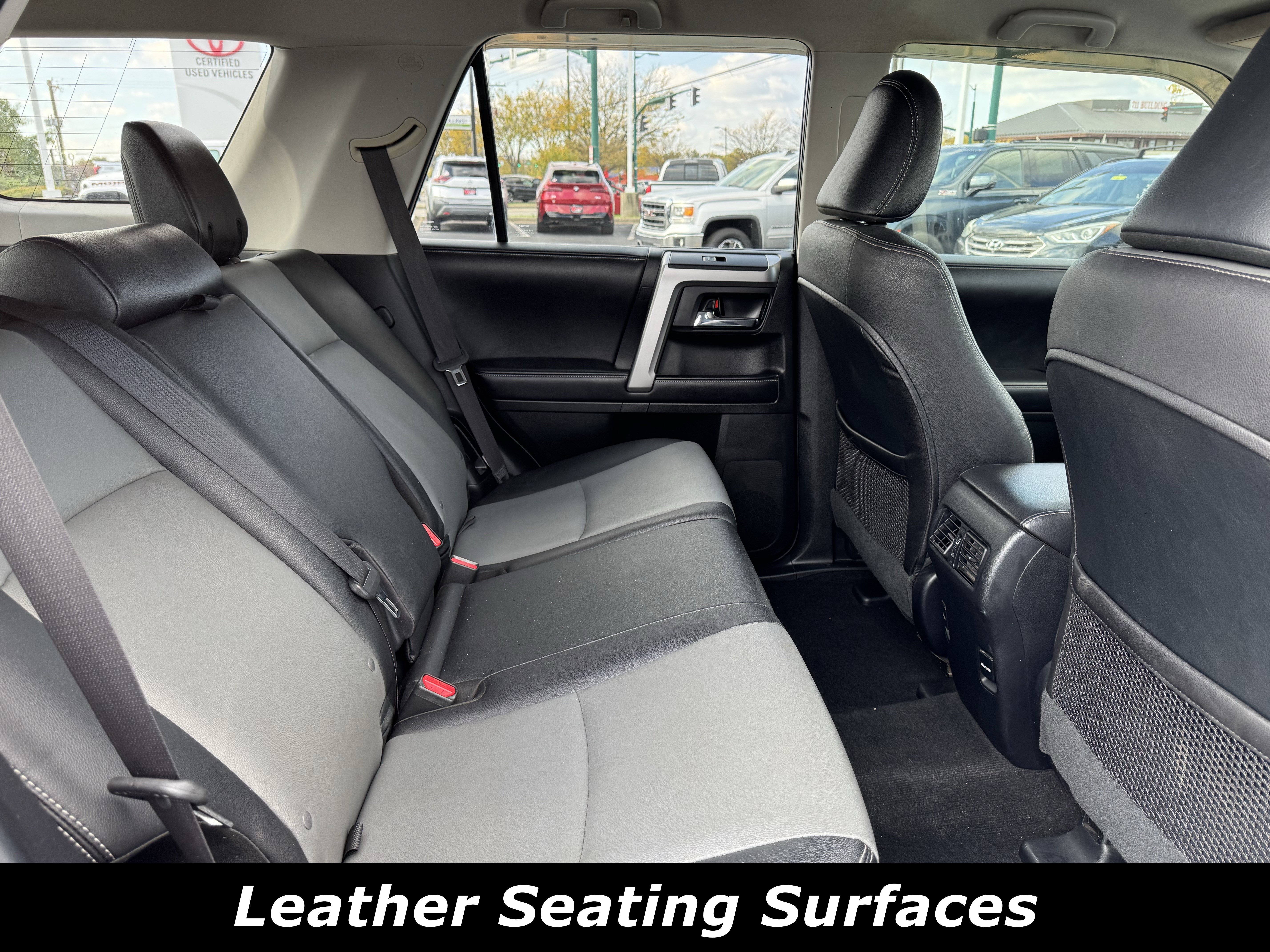 Used 2018 Toyota 4Runner SR5 Premium image 7