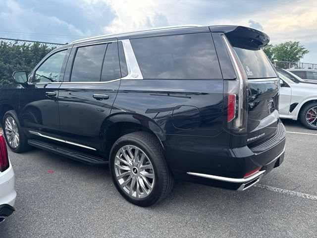 Used 2023 Cadillac Escalade Premium Luxury AWD/4WD image 10