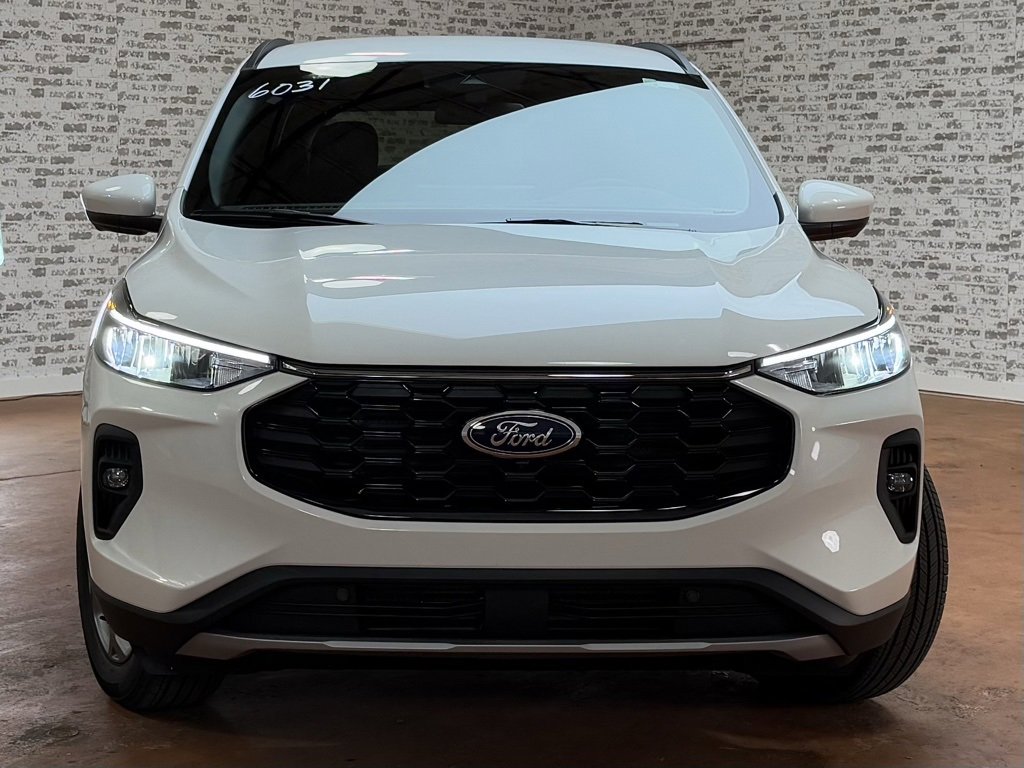 New 2026 Ford Escape ST-Line Select w/ Tech Pack #2 image 3