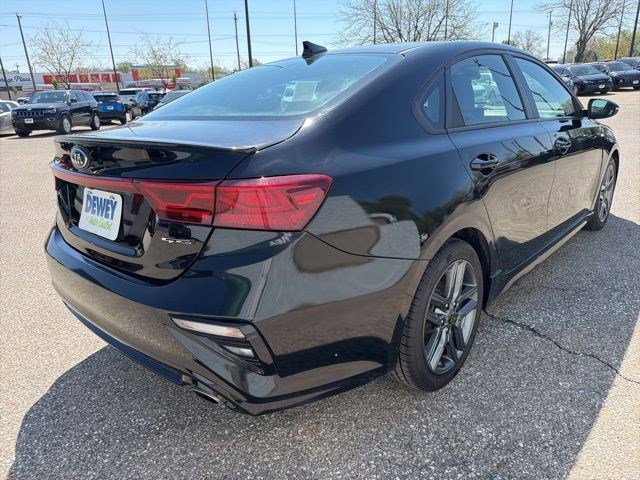 Used 2020 Kia Forte GT-Line w/ GT-Line Premium Package FWD image 5
