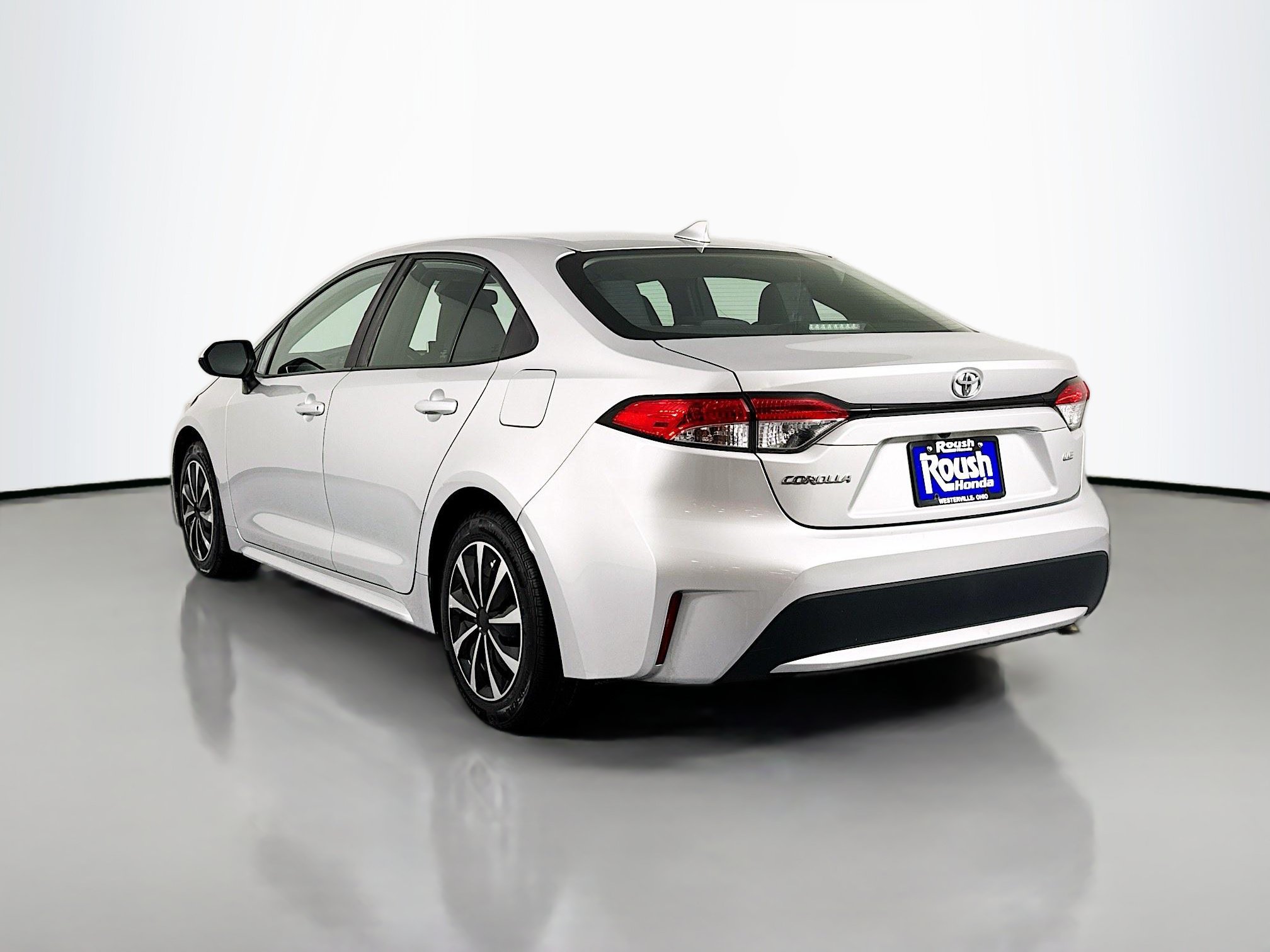 Used 2021 Toyota Corolla LE w/ Carpet Mat Package (TMS) FWD image 7