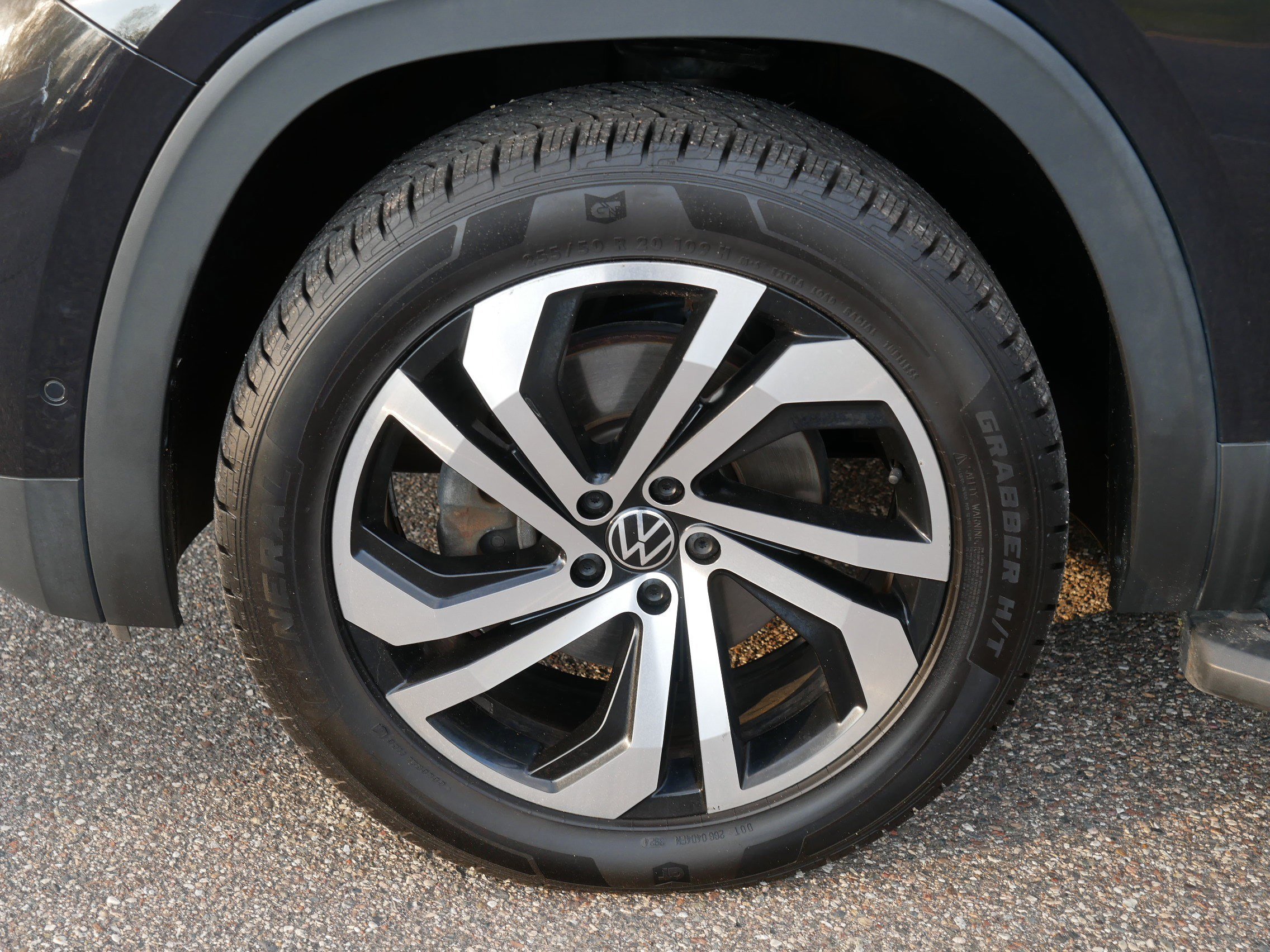 Used 2021 Volkswagen Atlas SEL Premium AWD/4WD image 15