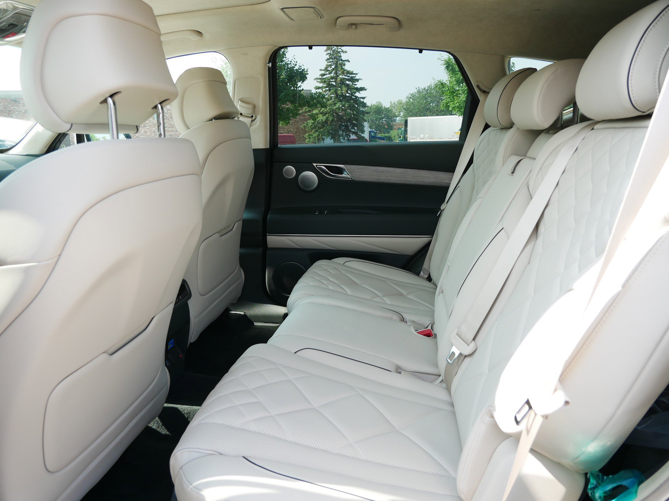 New 2025 Genesis GV80 3.5T Prestige image 5