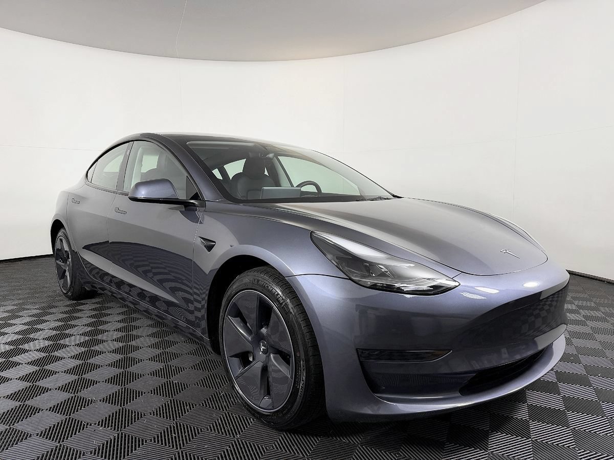 Used 2023 Tesla Model 3 Standard Range RWD image 6