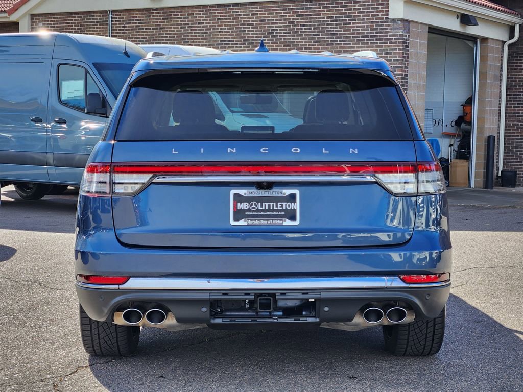 Used 2020 Lincoln Aviator Reserve w/ Equipment Group 202A image 6