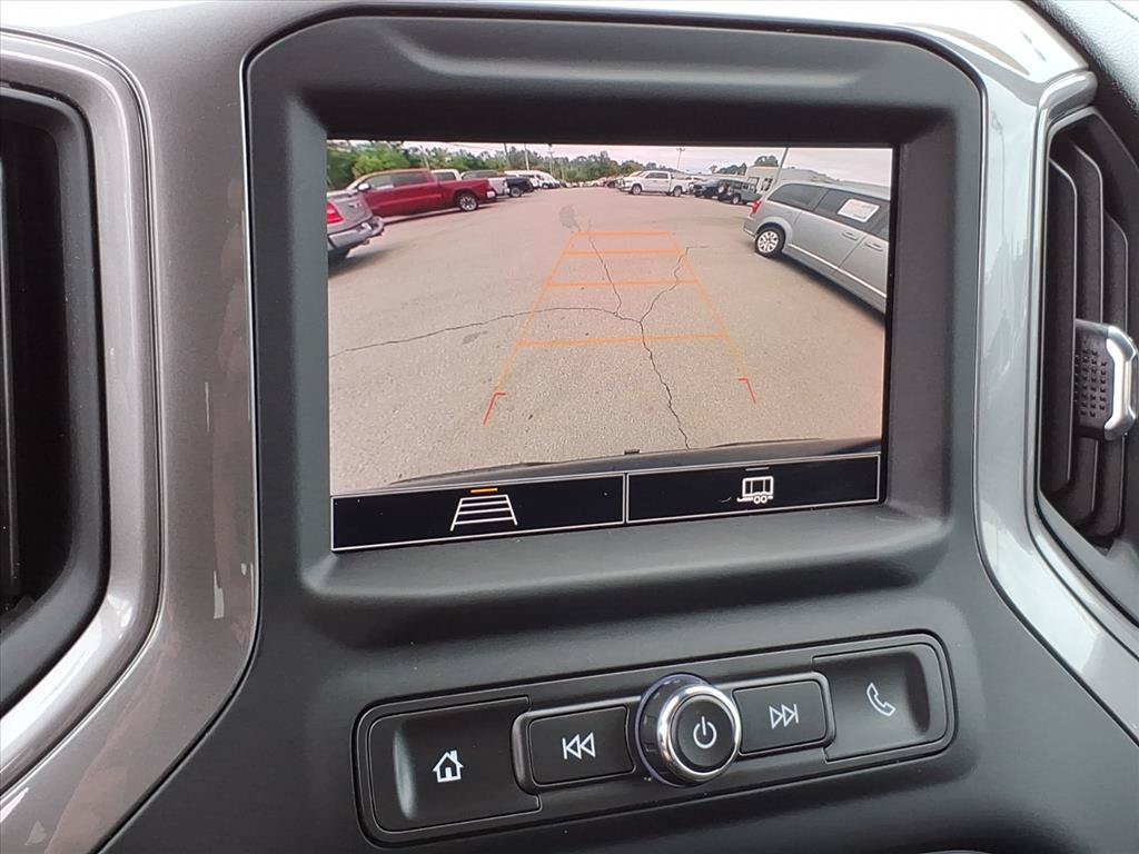 Used 2022 Chevrolet Silverado 1500 Custom AWD/4WD image 26